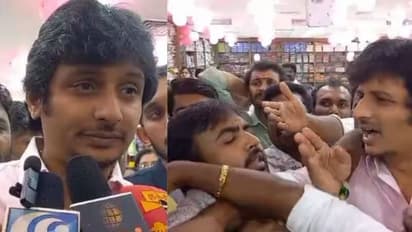 தமிழ் சினிமாவில் பாலியல் தொல்லை இருக்கா? செய்தியாளர் கேள்வியால் பொது இடத்தில் எகிறிய நடிகர் ஜீவா!