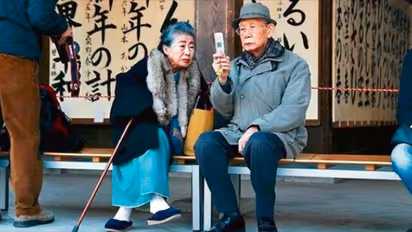 ಜಪಾನ್‌ನಲ್ಲಿ ವೃದ್ಧರ ಆರೈಕೆಗೆ ಜನರೇ ಇಲ್ಲ:  ಕೇವಲ 6 ತಿಂಗಳಲ್ಲಿ 40000 ಒಬ್ಬಂಟಿ ವೃದ್ಧರ ಸಾವು!