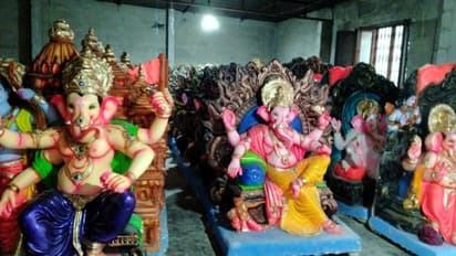 ಬೆಂಗಳೂರಿನಲ್ಲಿ ನಿಷೇಧಿತ ಪಿಓಪಿ ಗಣೇಶ ಮೂರ್ತಿ ಭರ್ಜರಿ ಮಾರಾಟ, ಕ್ರಿಮಿನಲ್ ಕೇಸ್ ಎಚ್ಚರಿಕೆ ಲೆಕ್ಕಕ್ಕೇ ಇಲ್ಲ!