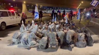 Massive protests sweep Israel after 6 hostages killed in Gaza; dramatic videos surface (WATCH)