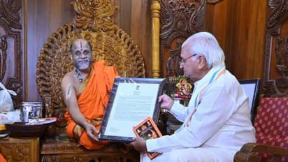 ಸಂಸ್ಕೃತ ಕಲಿಯದಿದ್ದರೆ ಸತ್ತ ಮೇಲೆ ಸ್ವರ್ಗಕ್ಕೆ ಟಿಕೆಟ್‌ ಸಿಗಲ್ಲ,  ಪುತ್ತಿಗೆ ಶ್ರೀಗಳ ಹೇಳಿಕೆಗೆ ಭಾರೀ ವಿರೋಧ