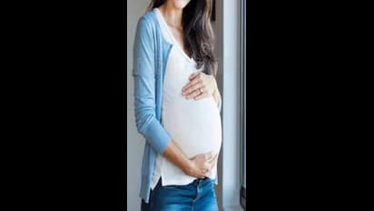 ತಾಯಿಯಾಗೋದಕ್ಕೆ ಸರಿಯಾದ ವಯಸ್ಸು ಎಷ್ಟು?  ತಡವಾದ್ರೆ ಏನಾಗುತ್ತೆ? 