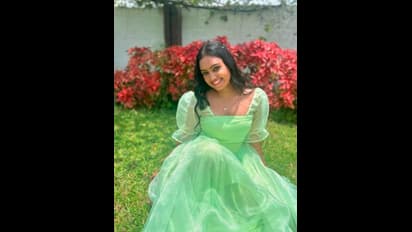 ಸ್ಟೈಲ್ ಐಕಾನ್ ಅವಾರ್ಡ್ ಪಡೆದ ಕೀರ್ತಿ… ಜನ ಮೆಚ್ಚಿದ ನಟಿ ಪ್ರಶಸ್ತಿ ಕೂಡ ನಿಮಗೇ ಸಿಗ್ಲಿ ಎಂದು ಹಾರೈಸ್ತಿದ್ದಾರೆ ಫ್ಯಾನ್ಸ್