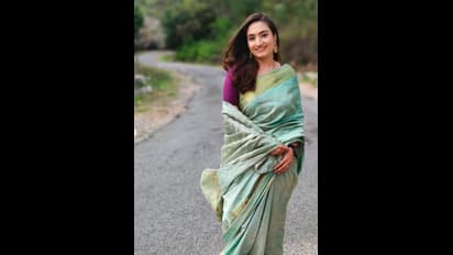 ಸೀತಾ ಪಾತ್ರಕ್ಕೆ ಅಸಹ್ಯವಾಗಿ ಸೀರೆ ಹಾಕ್ತೀಯಾ ಎಂದು ಮುಖಕ್ಕೆ ಟೀಕಿಸಿದ ನೆಟ್ಟಿಗರು; ನಗು ನಗುತ್ತಲೇ ಉತ್ತರ ಕೊಟ್ಟ ವೈಷ್ಣವಿ!  