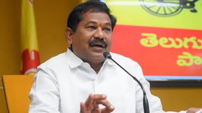 వరదల్లో జనం అల్లాడుతుంటే జగన్ లండన్ టూర్.. అక్రమాస్తులను కాపాడుకునేందుకేనా?: టీడీపీ