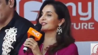 'മലയാള സിനിമ സങ്കടഘട്ടത്തിൽ, എല്ലാം കലങ്ങിത്തെളിയണം'; ഒടുവിൽ മൗനം വെടിഞ്ഞ് മഞ്ജു വാര്യർ