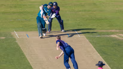 ബ്രൂട്ടല് ഹിറ്റിംഗ്! ട്രാവിസ് ഹെഡ്ഡിന്റെ അക്കൗണ്ടില് പുതിയ ടി20 റെക്കോര്ഡ്; നേട്ടം ഓസീസിനും