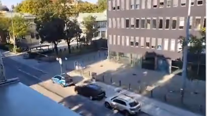Police shoot 'suspicious person' outside Israeli embassy in Munich on 1972 Olympic attack anniversary (WATCH)