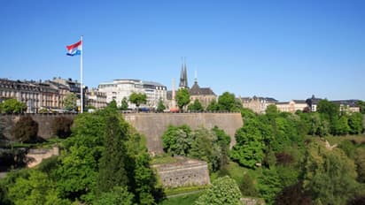 ജീവിതം ആസ്വദിക്കണം, നികുതി താങ്ങാനാവണം, യൂറോപ്പിലെ ഈ ചെറുരാജ്യത്തേക്ക് താമസം മാറ്റി ഇന്ത്യൻ ദമ്പതികൾ