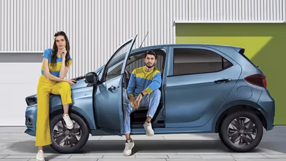 சென்னை - பெங்களூரு அசால்ட்டா போயிட்டு வரலாம்.. 312 கிமீ ரேஞ்ச்.. 65 ஆயிரம் தள்ளுபடி விலையில் வாங்குங்க!