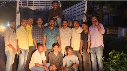 കൊല്ലംകോട് കടന്ന് ലോറി, അകമ്പടിയായി ബൈക്ക്, നേരത്തെ തന്നെ വിവരം ചോർന്നിരുന്നു! 1650 ലിറ്റർ സ്പിരിറ്റ് പിടിയിൽ