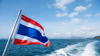 थाईलंड वीजा नियम बदलले: दीर्घकालीन परवान्यांसाठी सोपी प्रक्रिया