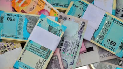 Daily Finance Horoscope, April 25: Money predictions for each zodiac sign