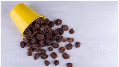 Raisin Water Secrets: Essential health benefit of drinking on an empty stomach