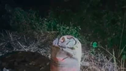 ರೈಲ್ವೆ ಟ್ರ್ಯಾಕ್ ಮೇಲೆ ಎಲ್ಪಿಜಿ ಸಿಲಿಂಡರ್ ಇಟ್ಟು ಕಲಿಂದಿ ಎಕ್ಸ್ಪ್ರೆಸ್ ರೈಲು ಹಳಿ ತಪ್ಪಿಸಲು ಯತ್ನ