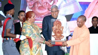 CM योगी का प्लान: गोरखपुर टेराकोटा अब इंटरनेशनल लेवल पर