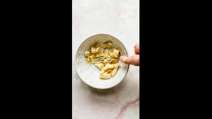 5 DIY தோல் பராமரிப்பு ஸ்க்ரப்கள் - வறண்ட சருமத்தை பளபளப்பாகவும் மாற்றும் அற்புதம்!