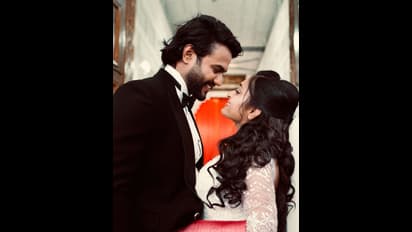 13 வருட காதலியோடு... விஜய் டிவி சீரியல் நடிகருக்கு நடித்த திடீர் திருமணம்! குவியும் ரசிகர்கள் வாழ்ந்து!