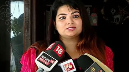 നിർമ്മാതാക്കളുടെ സംഘടനയിലെ തർക്കം; അടിയന്തര ജനറൽബോഡി വേണമെന്ന് സാന്ദ്ര തോമസ്,ജയൻ ചേർത്തല പറഞ്ഞതിൽ വ്യക്തത വേണം