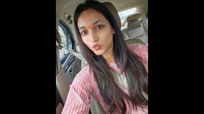 ತಂದೆಯ ಜೊತೆ ಕೆಜಿಎಫ್ ಬೆಡಗಿಯ ಟೆಂಪಲ್ ರನ್… ನಟಿಯ ನ್ಯಾಚುರಲ್ ಬ್ಯೂಟಿಗೆ ಗಂಡು ಮಕ್ಳು ಫಿದಾ