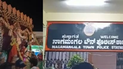 ಗಣೇಶ ವಿಸರ್ಜನೆ ವೇಳೆ ಕಲ್ಲು ತೂರಾಟ: ಪೊಲೀಸ್ ಠಾಣೆ ಎದುರು ಗಣಪತಿ ಮೂರ್ತಿ ನಿಲ್ಲಿಸಿ ಹಿಂದೂಗಳ ಪ್ರತಿಭಟನೆ