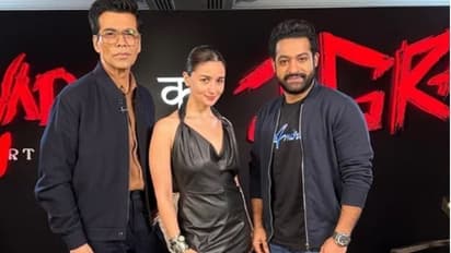 ఎన్టీఆర్, త్రివిక్రమ్, సమంత ఎవరూ కాపాడలేకపోయారు.. మొత్తానికి నేలమట్టం, పదేళ్లలో ఇదే దారుణం 