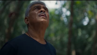 സിനിമയുടെ നട്ടെല്ലായി മാറുന്ന വിജയരാഘവൻ, ഒരു രക്ഷയുമില്ല, ഞെട്ടിച്ചു'; കൈയ്യടിച്ച് സോഷ്യൽ മീഡിയ