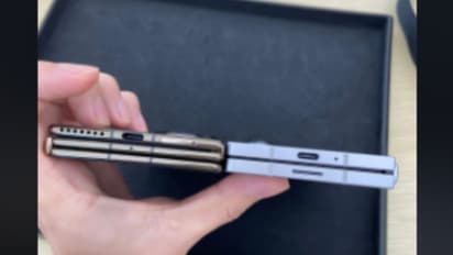 किसी अजूबे से कम नहीं है दुनिया का यह पहला ट्राई-फोल्डेबल फोन