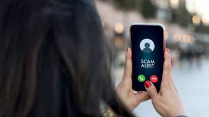 വീഡിയോ കോളിൽ ദേഹ പരിശോധന പിന്നാലെ ഭീഷണി, അഭിഭാഷകയെ പറ്റിച്ച് പണം അടിച്ചുമാറ്റി തട്ടിപ്പ് സംഘം