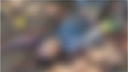 കൊച്ചിയിൽ യുവാവിനെ റോഡിൽ മരിച്ച നിലയിൽ കണ്ടെത്തി; ശരീരത്തിൽ മുറിവുകൾ, അന്വേഷണം തുടങ്ങി പൊലീസ്