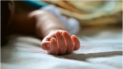 ಮಂಡ್ಯ: ಖಾಸಗಿ ಸಂಸ್ಥೆಯಲ್ಲಿ ಸಾಲ ಕಟ್ಟಲಾಗದೆ ಮಹಿಳೆ ಆತ್ಮಹತ್ಯೆ