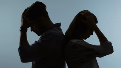 ಸಂಬಂಧ ಬೆಳೆಸಲು ನಿರಾಕರಿಸ್ತಾಳೆ ಪತ್ನಿ ! ವಿಚ್ಛೇದನ ಕೋರಿ ಕೋರ್ಟ್‌ಗೆ ಹೋದವನಿಗೆ ಸಿಕ್ಕ ಉತ್ತರವೇನು?