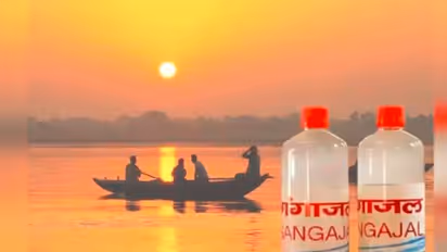 ದಿನ ಸ್ನಾನ ಮಾಡದೇ ಗಂಗಾಜಲ ಸಿಂಪಡಿಸಿಕೊಂಡು ಕೂರುವ ಗಂಡ: ಡಿವೋರ್ಸ್‌ಗೆ ಅರ್ಜಿ ಸಲ್ಲಿಸಿದ ಹೆಂಡತಿ