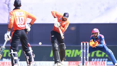 ജയിക്കാവുന്ന മത്സരം കൈവിട്ട് റോയല്സ്! അഖില് സ്കറിയയുടെ ഓള്റൗണ്ട് പ്രകടനത്തില് ഗ്ലോബ്സ്റ്റാര്സ് ഫൈനലില്