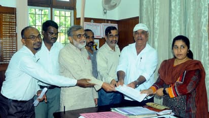 ಚಿಕ್ಕಮಗಳೂರು: ಸೌಲಭ್ಯ ಕಲ್ಪಿಸುವಂತೆ ಐವರು ಮಾಜಿ ನಕ್ಸಲರಿಂದ ಡಿಸಿ ಮೀನಾ ನಾಗರಾಜ್ಗೆ ಮನವಿ