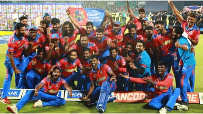 കരുത്ത് കാട്ടി കൊല്ലം, സച്ചിൻ ബേബി ഹീറോയാടാ! പ്രഥമ കേരള ക്രിക്കറ്റ് ലീഗ് കിരീടത്തിൽ ഉമ്മവെച്ച് സെയ്ലേഴ്സ്