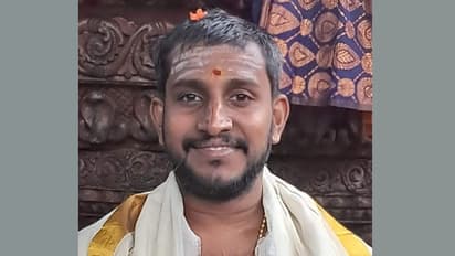 56 അപേക്ഷകരിൽ തെരഞ്ഞെടുപ്പ് യോഗ്യത നേടിയത് 42 പേർ, ഗുരുവായൂര്‍ ക്ഷേത്രത്തിന് പുതിയ മേല്‍ശാന്തി 