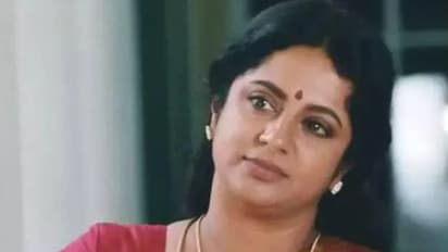 என்ன ஸ்ரீவித்யா குத்து பாட்டு பாடிருக்காங்களா? எந்த பாடல்? இந்த சம்பவத்தை செய்த இசையமைப்பாளர் யார் தெரியுமா?