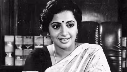 Srividya: கமல் ஹாசனுடன் காதல் தோல்வி; கொடுமைப்படுத்திய கணவர் - 53 வயதில் வலியால் துடித்து உயிரிழந்த நடிகை!