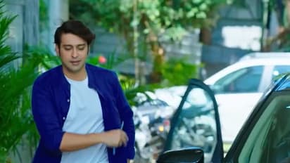 ಜಯಂತ್ ಇಷ್ಟು ಸತಾಯಿಸಿದ್ರೂ, ಚಿನ್ನುಮರಿಗೇನೂ ಗೊತ್ತಾಗ್ತಿಲ್ಲ, ಪೆದ್ದು ಎಂದ ಲಕ್ಷ್ಮೀ ನಿವಾಸ ಫ್ಯಾನ್ಸ್!