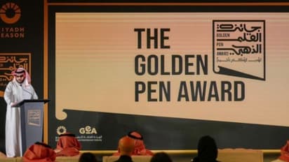 അറബി എഴുത്തുകാരുടെ കൃതികൾക്ക് സുവർണ തൂലിക പുരസ്കാരവുമായി സൗദി അറേബ്യ; 7.40 ലക്ഷം റിയാലിന്റെ അവാർഡുകൾ