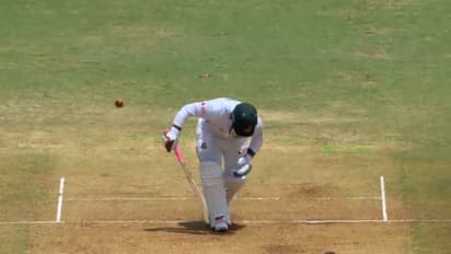 കണ്ണടച്ചു തുറക്കും മുമ്പ് കുറ്റി പറന്നു, ആകാശ് ദീപിന്റെ ഇരട്ടപ്രഹരത്തിൽ പകച്ച് ബംഗ്ലാദേശ്; 5 വിക്കറ്റ് നഷ്ടം