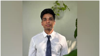 ബെംഗളൂരുവിൽ നിന്നും കേരളത്തിലേക്ക് വന്ന സ്വകാര്യ ബസ് കുത്തനെ മറിഞ്ഞു, മലയാളി യുവാവിന് ദാരുണാന്ത്യം 