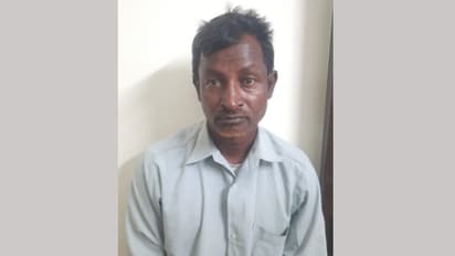 പഞ്ചലോഹത്തിന്റെ തടവള വേണമെന്ന് പറഞ്ഞെത്തി, പോകുമ്പോൾ ഒരു കവർ ആരുമറിയാതെ കൈക്കലാക്കി, കവർന്നത് ഒന്നേകാൽ പവൻ