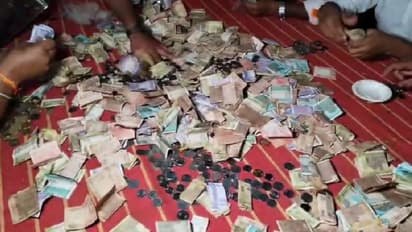 ದೇಶದ 140 ಕೋಟಿ ಜನರೂ ಹಿಂದೂಗಳಾಗಬೇಕು, ಸಿ.ಟಿ.ರವಿ ಸಿಎಂ ಆಗಬೇಕು: ಗಣಪತಿ ಹುಂಡಿಯಲ್ಲಿ ಬೇಡಿಕೆಯ ಚೀಟಿಗಳು