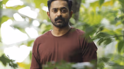 കളക്ഷൻ ഞെട്ടിച്ചു, കിഷ്കിന്ധാ കാണ്ഡം ഒടിടിക്ക് കടുത്ത മത്സരം, റെക്കോർഡ് തുകയ്ക്ക് സ്വന്തമാക്കി വമ്പൻ കമ്പനി