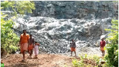 ഉരുൾപൊട്ടലുണ്ടായ വിലങ്ങാട്ടെ കമ്പിളിപ്പാറ കരിങ്കല്‍ ക്വാറിയില്‍ വീണ്ടും ഖനനം തുടങ്ങാന്‍ നീക്കമെന്ന് പരാതി