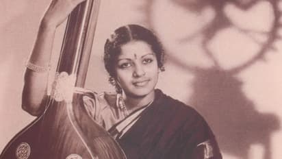 என்ன ஏ.ஆர்.ரகுமான், எம்.எஸ் சுப்புலக்ஷ்மி காம்போவில் ஒரு பாட்டு உருவாகியிருக்கா? என்ன பாடல் அது தெரியுமா?