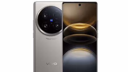 200 എംപി പെരിസ്‌കോപ്പ് ലെന്‍സ്; വിവോ എക്‌സ്200 സിരീസ് ഒക്ടോബറിൽ പുറത്തിറങ്ങും