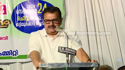 'കലങ്ങിയില്ലെന്ന് പറയാൻ ഈ മനുഷ്യൻ പൂരം കണ്ടിട്ടുണ്ടോ? തൃശൂർ പിണറായി ബിജെപിക്ക് താലത്തിൽ കൊടുത്തു': മുരളീധരൻ